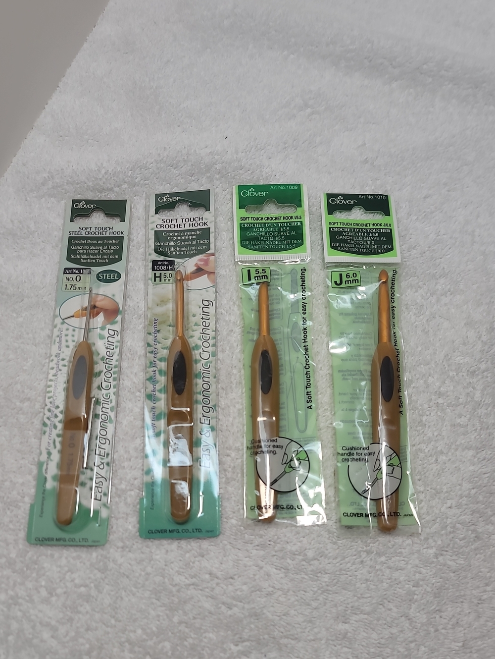 Soft Touch Crochet Hook Set - Set Of 4 - NWT